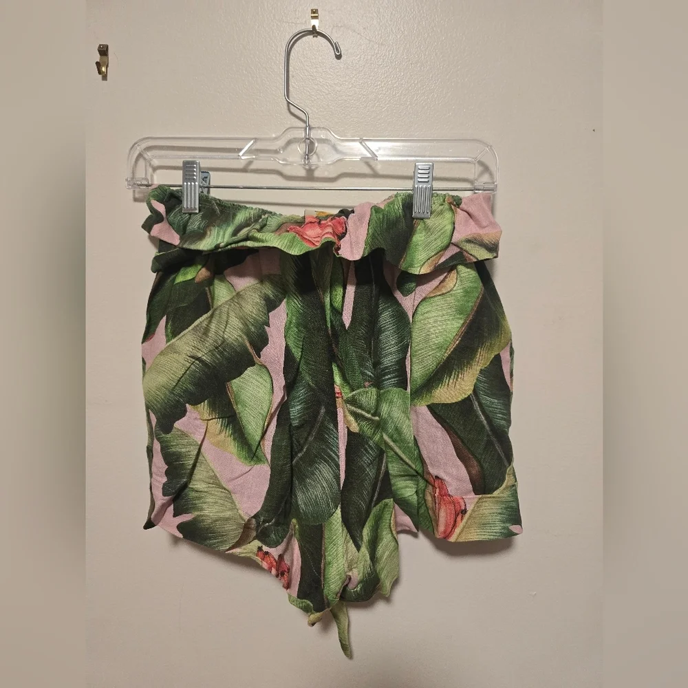 NWOT Farm Rio Pink Palms Paperbag Shorts - Picture 4 of 6